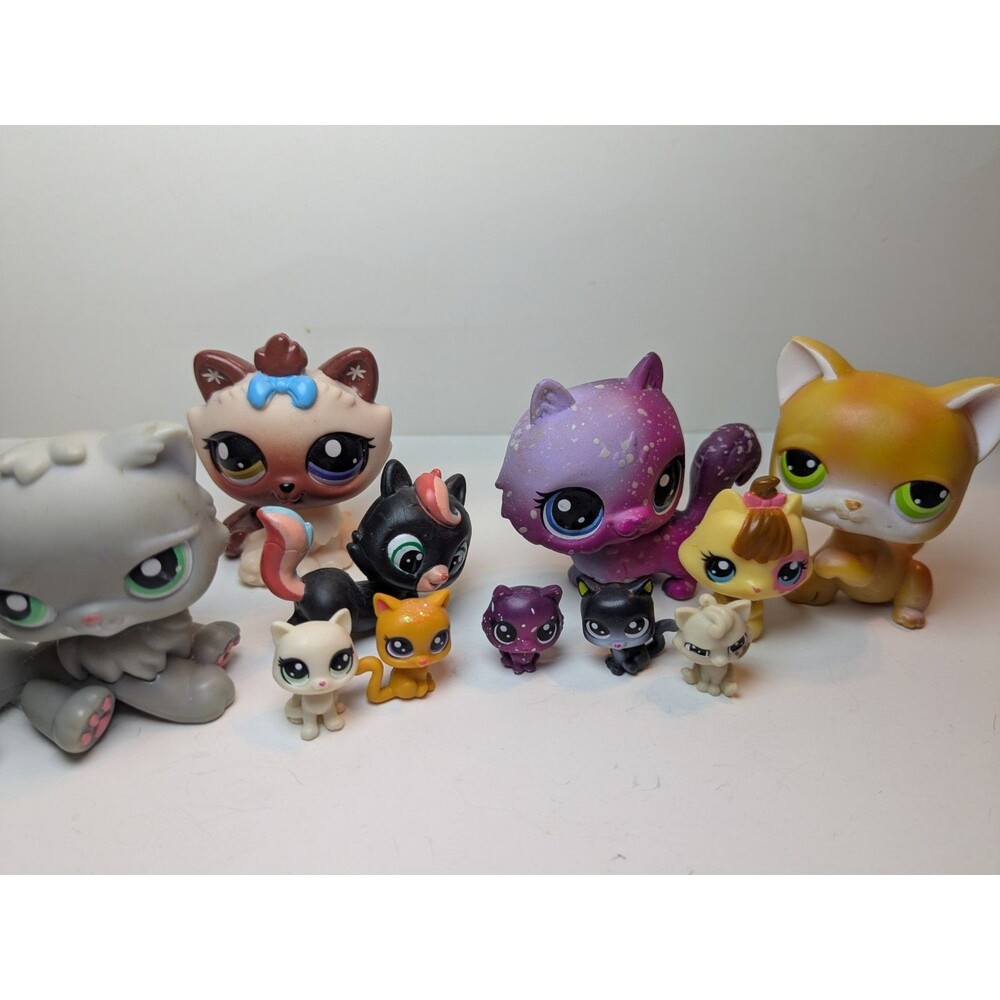 11 Littlest Pet Shop LPS Cat Bundle
